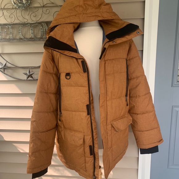 swiss tech puffer jacket